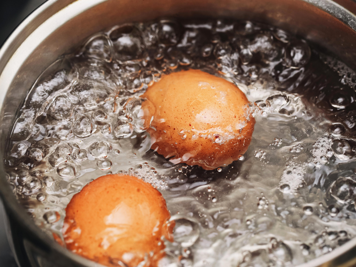水煮蛋可以放多久？放冰箱能冰幾天？達人揭真相「有沒有剝殼是關鍵」…兩種情況一定要馬上丟掉