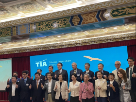 站上打擊區，台灣人就會全力以赴！蔡英文：每年威脅來自四面八方「政黨可競爭，但合作應是人民共同期待」