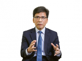 專訪金管會主委》釋疑台灣獨有財報改制  長期攤銷並非掩蓋風險　彭金隆：預存自我保險才有健全體質