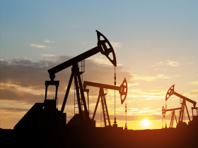 川普制裁伊朗石油豁免30天，1.4億桶釋出救市！怒批北約紙老虎、擬逐步減少軍事行動：5大目標達陣不遠了