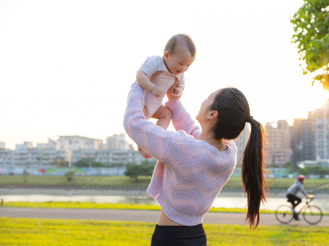 彈性育嬰留停新制上路！以日為單位「最多30天」⋯兩個小孩分開給假？雙寶家庭爸媽育嬰假120天怎麼算