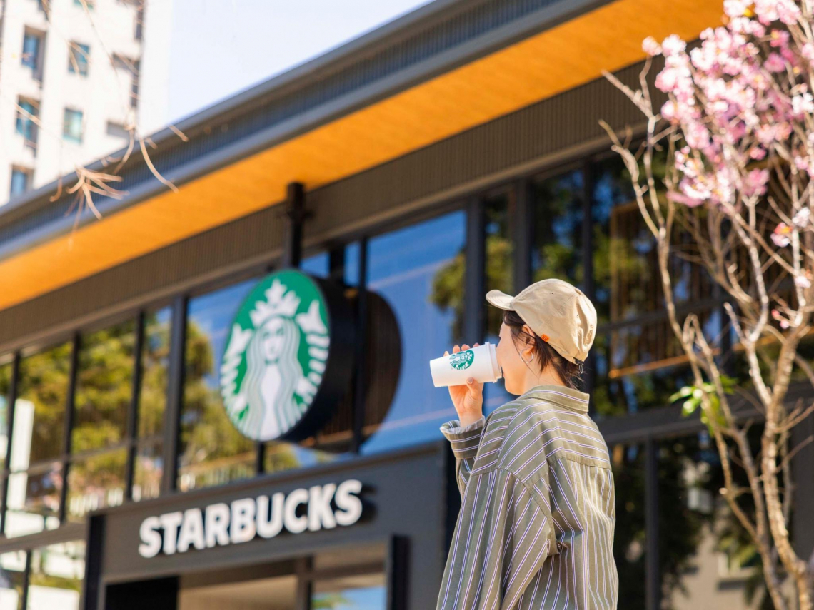 星巴克買一送一「限時2天」！覆盆莓可可燕麥那堤、蜂蜜公爵爆爆星冰茶、焦糖瑪奇朵都有？飲品一次看