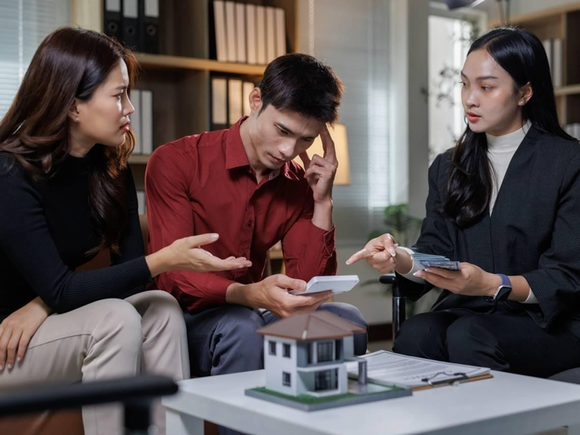 繳300萬買房變噩夢？建商延遲交屋拖2年，新婚夫妻「存錢買房、付房租兩頭燒」能解約退錢嗎？律師曝自救方法