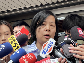 李貞秀直播說溜嘴？爆高虹安拿柯文哲700萬！急忙道歉稱不認識她…罵鍾小平是狗「對方才應該道歉」