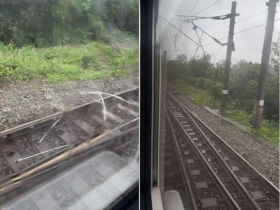 台鐵誤點逾2萬分鐘道歉，如何退換票？電力故障被批螺絲鬆了⋯基層喊1人吃3人份工作：事故非單一事件