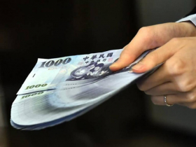 13家金控股利、現金股息殖利率最新！國泰金、富邦金、中信金、兆豐金…2檔逼近5%，存股一表必看