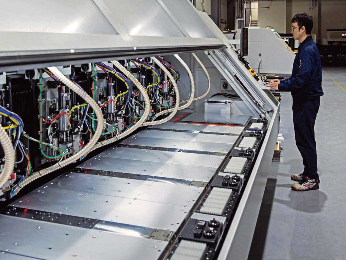 關鍵突破》 AI伺服器推動  台廠跨越極限技術門檻   先進製程升級帶旺供應鏈商機