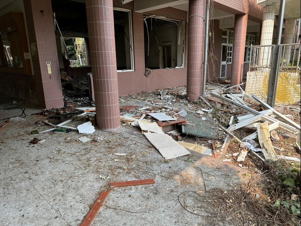 中字輩頂大生「自製火藥」引爆廢棄小學！和同學用學科專業已2次試爆，羈押禁見理由曝光，兩校回應了