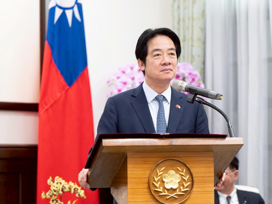 鄭麗文、習近平握手同一天...賴清德、AIT發文談「台灣關係法」47周年，再度喊話支持國防預算