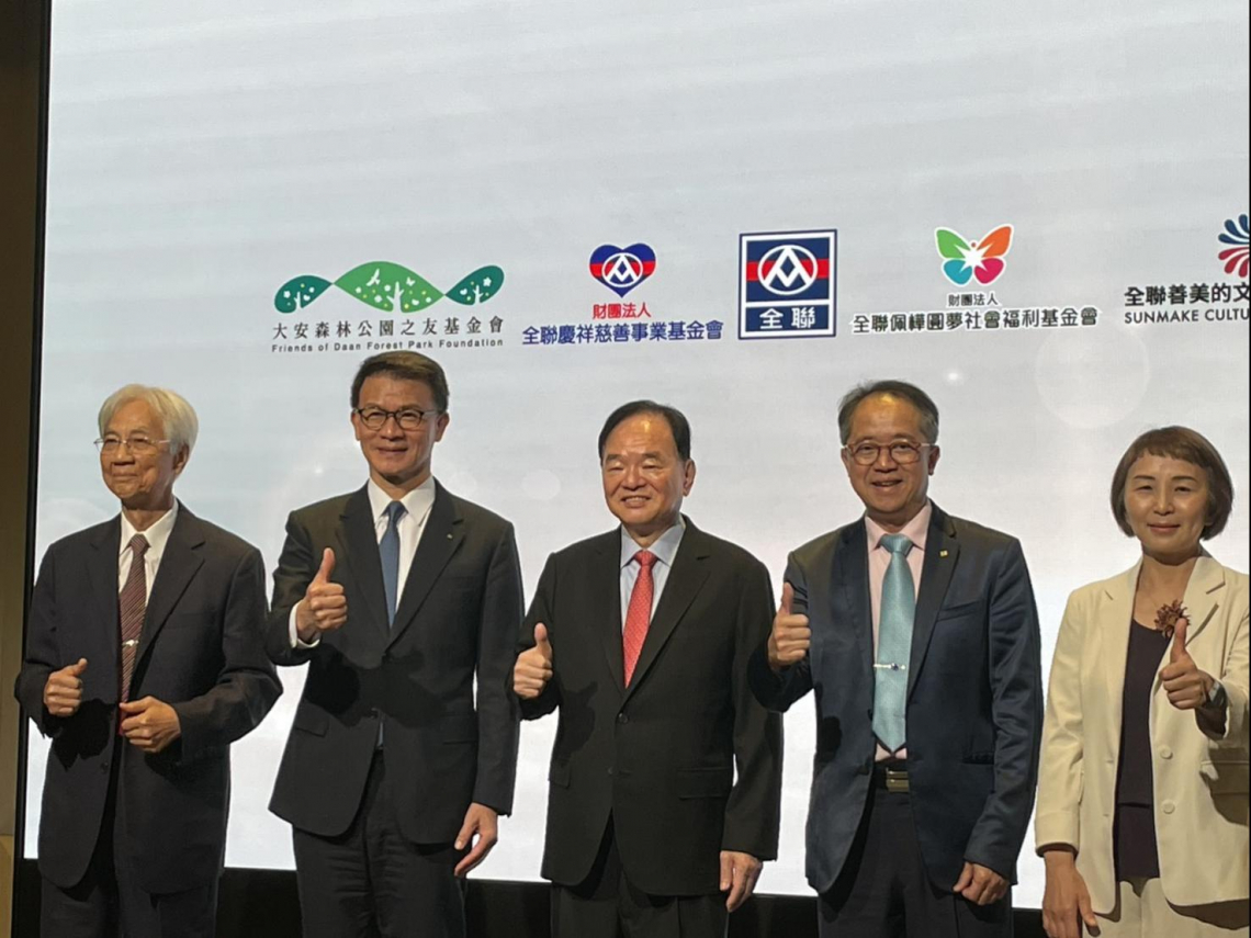 全聯今年營收拚2300億再創高！展店、電商、熱便當四箭齊發，林敏雄談通膨壓力：會「盡量、盡量」穩定價格