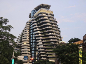 中工經營權之爭！依「企業併購法」剔除12名董事候選人，寶佳出這招反擊...雙方將在法庭上演攻防戰