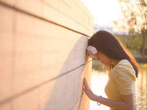 她罹癌後從人際匿跡，不想談病、也不想被同情…學會沒有罪惡感的設立界線：重新定義2.0版自己