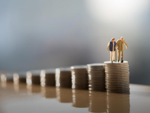 55歲400萬退休金「all in一檔00919」好嗎？試算每月爽領4.5萬…專家點「這時間加碼」能領更多