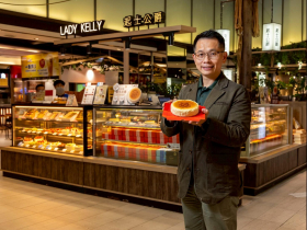 母親罹癌他決定去創業、離開醫院跑去賣健康蛋糕！用科學角度著手研發、失敗727顆後創出「起士公爵」