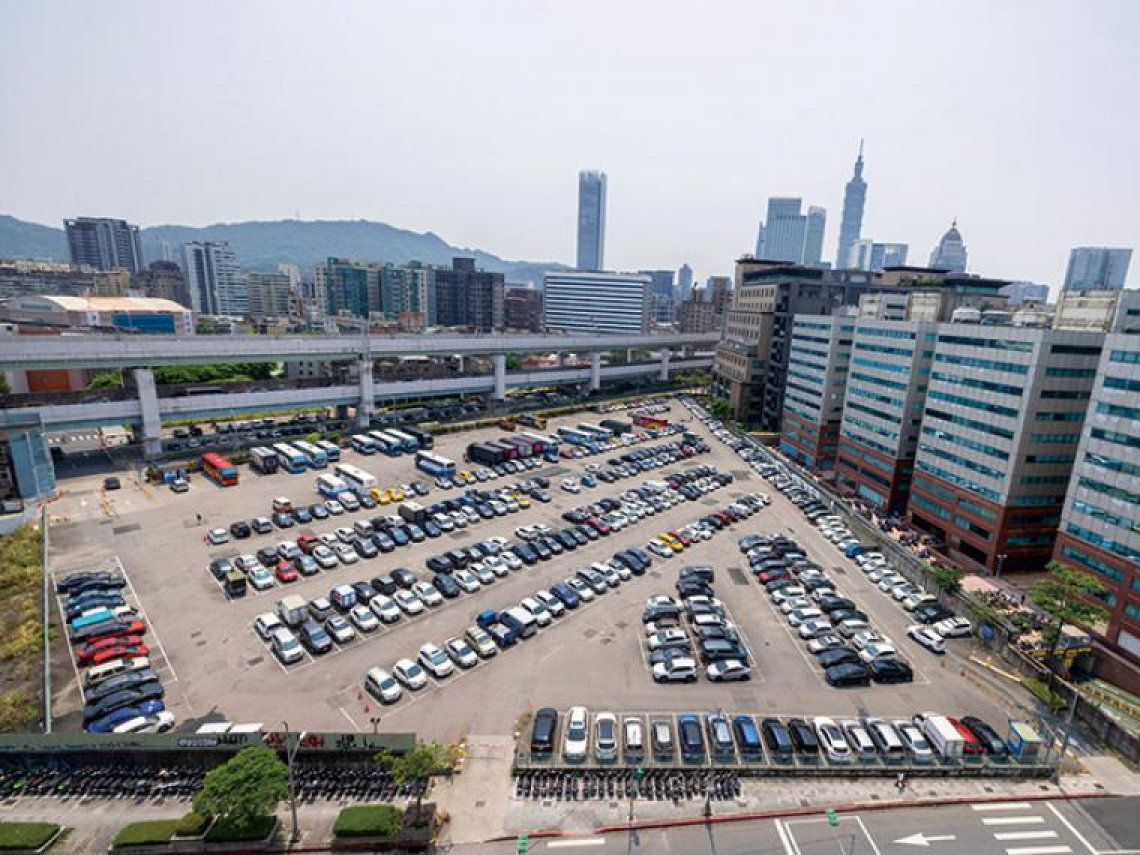 台泥寧靜交棒系列3一備銀彈300億卡位台泥！辜仲諒看中3大利基，土地資產、電廠現金流與重建商機一次到位