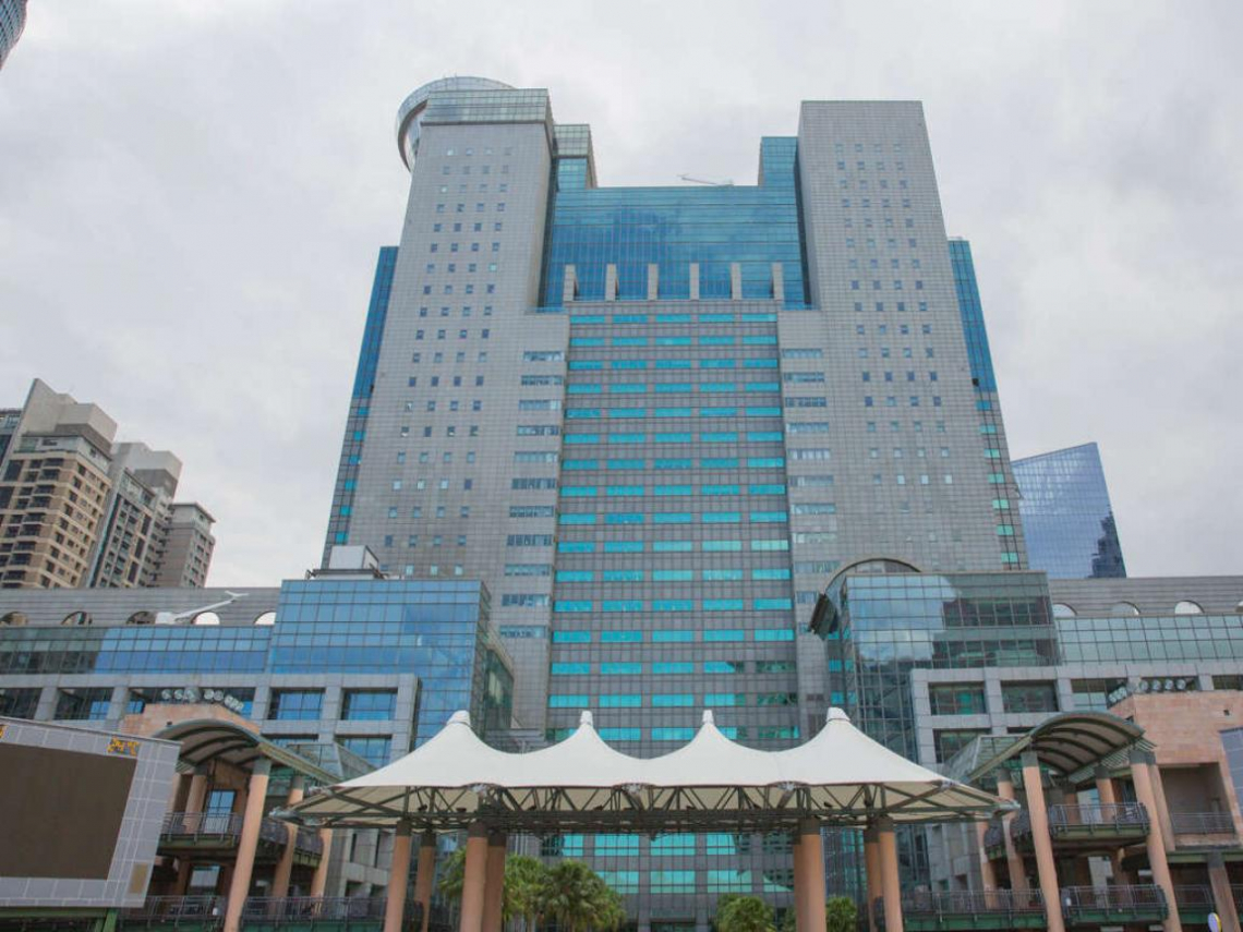 新北市研考會主委人事調整！主委林豐裕轉任副秘書長、副主委紀淑娟接掌，歷練文化、行政雙軌