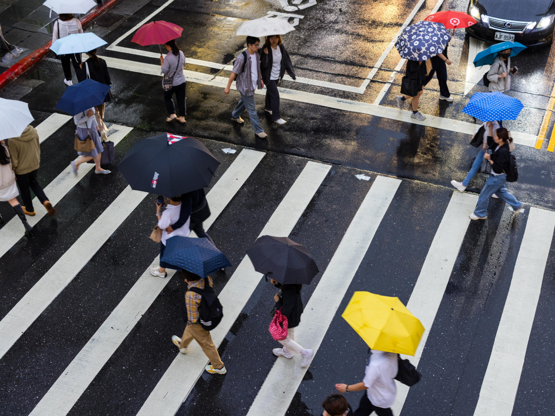 天氣／「這3天」大雨下不停還強風、氣溫一次降10度…何時轉好天氣？10日預報搶先看