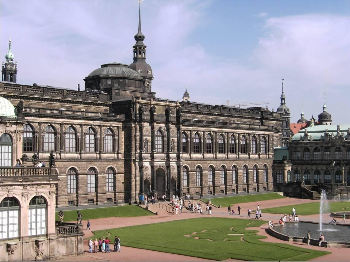 拉斐爾《西斯汀聖母》在蘇聯流浪的故事  一幅畫跨越國界與體制卻觸動人心