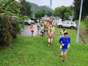 謝金河悼捷兔故人的人生體悟！45歲台大高材生罹食道癌，從發現到離世只有45天….每次來這都淒風苦雨