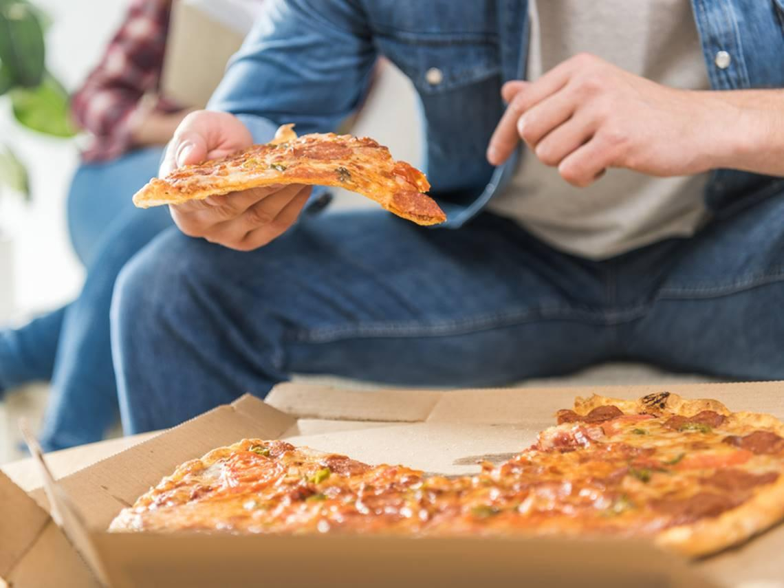 天天吃披薩竟瘦10公斤！醫師揭關鍵藏在「番茄」裡：抗老控糖、減脂神隊友，掌握「2吃法」營養吸收翻倍