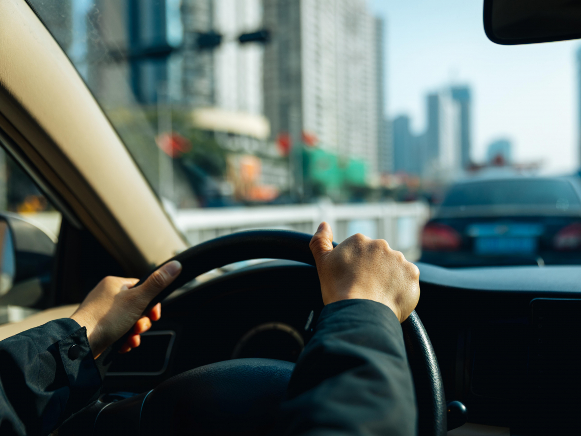 5月新制懶人包／報稅扣除額調升、終身學習券登記！油價補貼、高齡換照…6大變化一次看