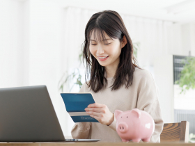 囤物、失戀、險被趕出家門...「減法」救了她！ ABCD帳戶法 + 全球股債配   一年收入逾千萬