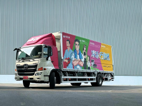 HINO GO潮派行動版 HINO潮派行動號以多元樣貌串起城市、 校園與偏鄉  讓品牌主動走進人群