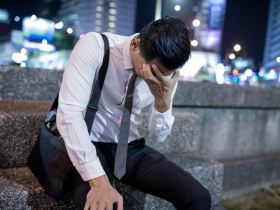 千萬營收一夕歸零、賣2房求生，領悟「理財4原則」40歲前財富自由：做對這1件事，月存4萬滾出6千萬