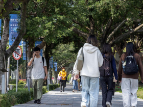 大學慢性病系列1一招生壓力轉嫁教師、論文如「切香腸」衝量...前考試院長嘆一團亂：高教遍體鱗傷