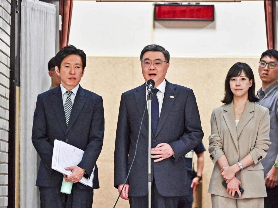 軍購7800億藍白版本，和親美派差200億有差？她拆解是「一兼四顧」！卓榮泰喊話別走回「以黨領政」老路