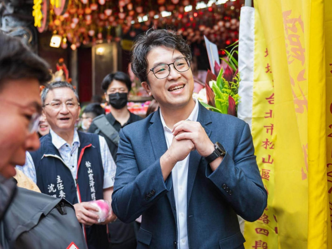 沈伯洋出戰台北市長，民進黨週三徵召「黃金戰隊成形」！從黑熊學院到大罷免，43歲撲馬對決蔣萬安優勢曝光