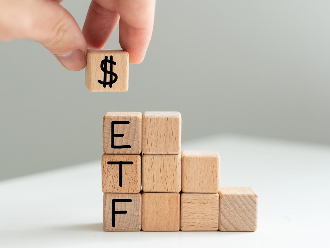 00403A、00981A、00992A...全民瘋主動式ETF！閉眼買就能穩賺？達人曝3心法教戰「攻守配置」