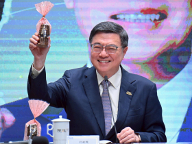 520大禮包！0到18歲計畫曝光：育嬰假升級育兒假「6歲前可申請」...軍公教調薪、基本工資進度一次看
