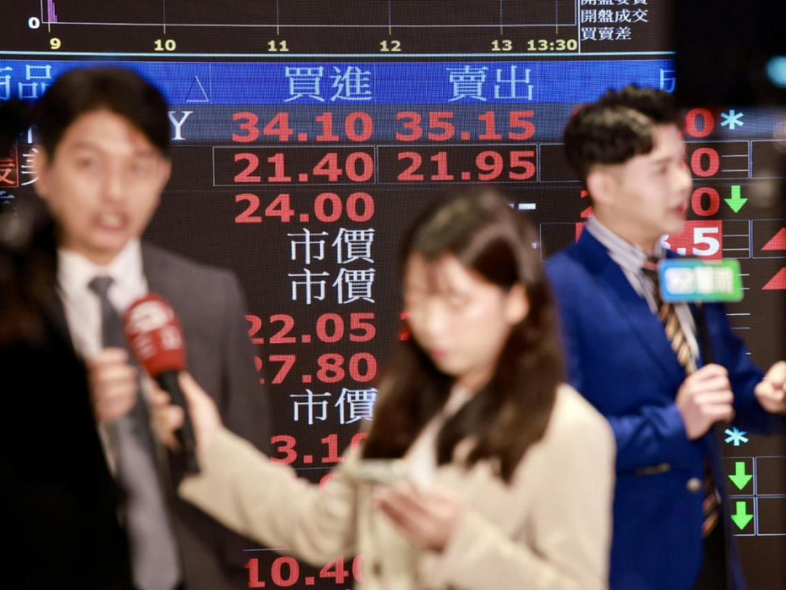 台股4萬6「已進末升段」？谷月涵自曝零持股...謝金河直言：不會崩盤、但要注意2件事