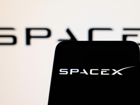 SpaceX風光掛牌、市值衝破2兆美元：馬斯克的「太空＋AI」帝國，如何改變全球資本市場？