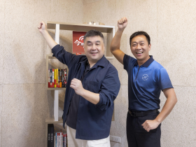 攻下全台34座運動中心，舞動陽光年賺EPS10元！老闆阿杜為小林村學童， 把整座泳池搬上山 