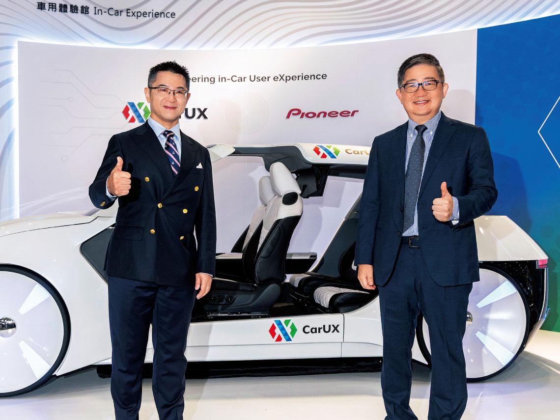 群創卡位台積電先進封裝  友達偕聯發科攻光通訊  轉型抗低谷  面板雙虎打翻身戰