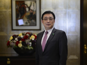 郭明鑑閃辭國泰世華銀董座，出動蔡宏圖懇談！投信誤買世芯賠快10億、蔡鎮宇辦公室毆人，再來金檢會擴大？