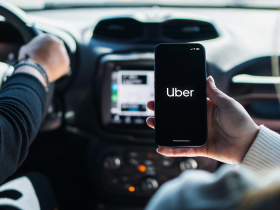 Uber機車載客免費時間、地點曝光！主打文化體驗，小黃司機怒批挑釁法律，北市府喊可罰2500萬，Uber怎麼說