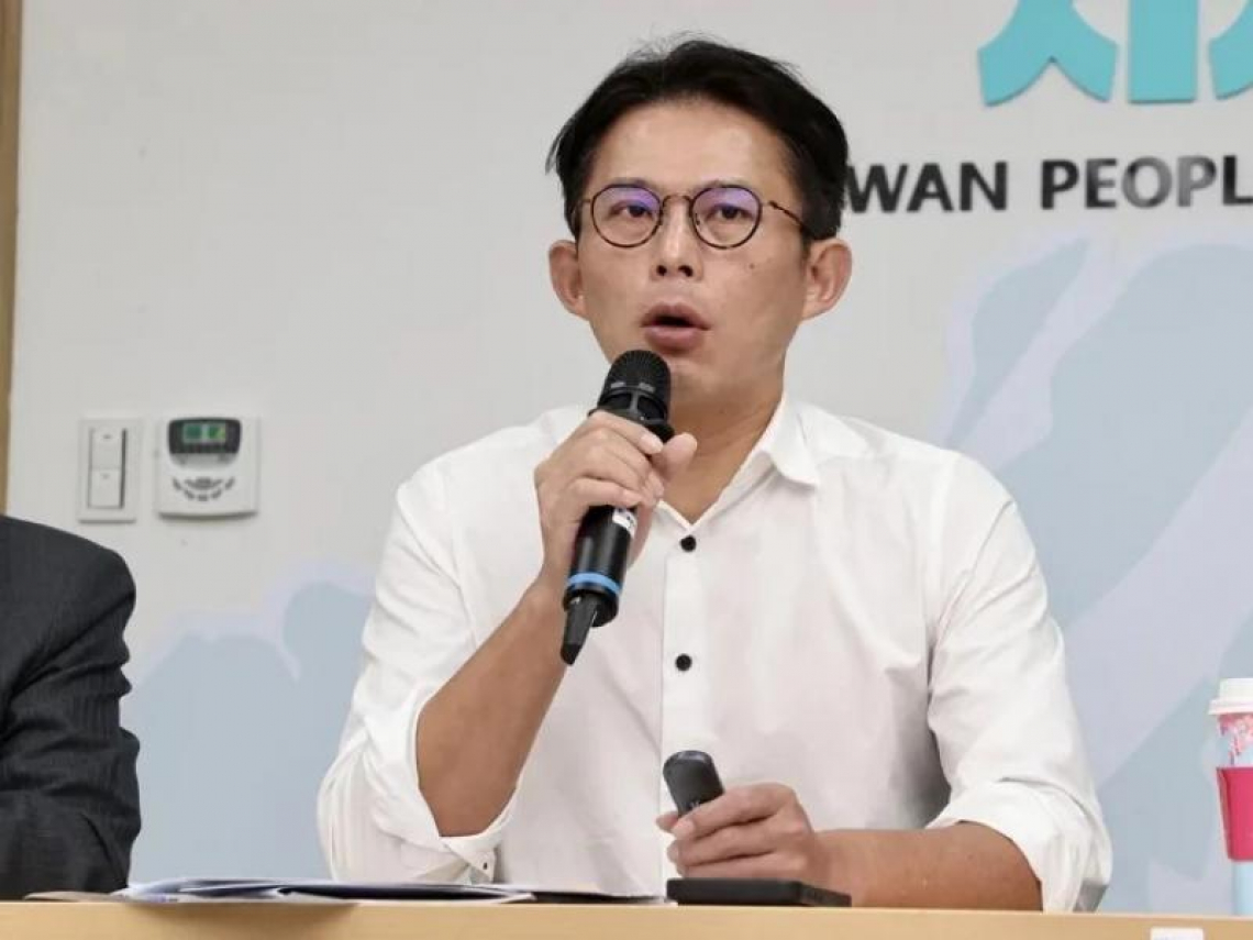 鏡報指黃國昌多次前往香港，涉「反滲透法」挨告判賠10萬、移除報導…為何敗訴原因曝光