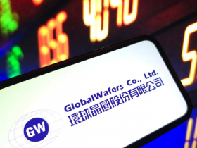 矽晶圓接棒記憶體飆漲！環球晶、合晶還能買？謝明哲點名4檔暴衝股、最新目標價曝光「留意3數據不怕追高」