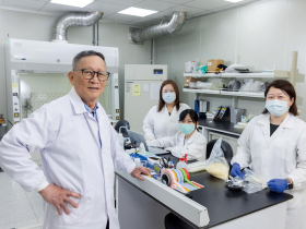 靠「刷條碼」驗病毒，竟是逛超市想到的！瑞磁(ABC-KY)打入美醫院系統、實驗室，苦熬18年終賺錢