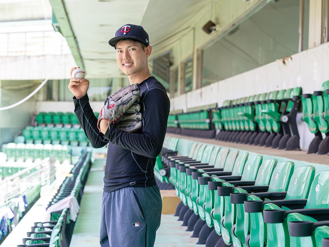 歷經投球失憶、中職選秀三度落榜 他學英文、陪伴遲緩童…把生活過好 獲900萬簽約金逆襲美職 火球男林睿杰 「終於等到唱名」