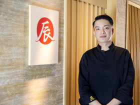師承名門 辰日本料理 料理長楊世安 三秒之間 成就一貫壽司    全新「沐夏」夏季料理登場 以特色酒肴結合江戶前壽司舖陳套餐