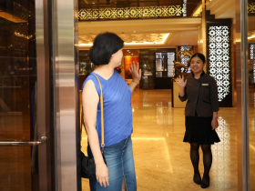 福容台北一館熄燈，元老級員工阿基師也不捨…老客人最後一天入住，福容：明年全新酒店登場