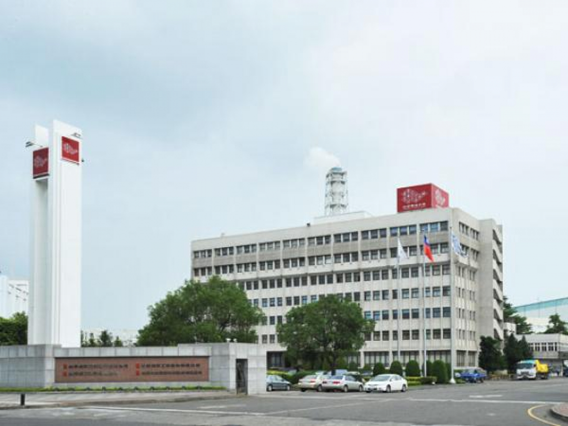 南亞漲停股價200元，一封通知信放送利多？台光電、台燿、台虹跟著飆，玻纖布CCL要選誰最賺
