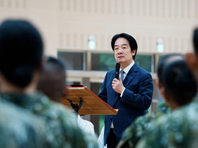 成長津貼5000、普發一萬何時領？還有軍公教加薪4%...116年總預算歲出3兆9266億全納入，最快1月上路