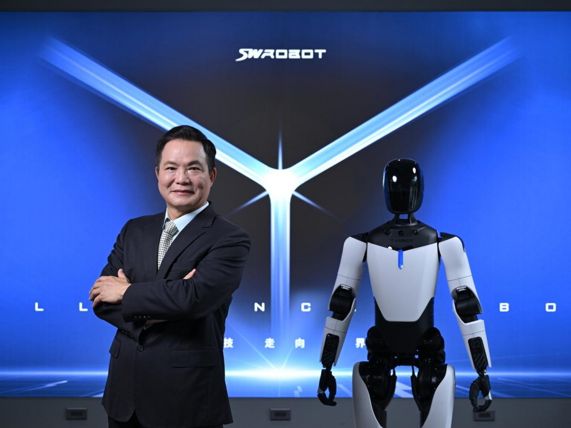台灣自主研發「台灣土狗」即將誕生！上緯瞄準全球 AI 機器人市場 上緯智聯攜手 10 餘家夥伴，從 MIT 組裝走向核心技術自主， 打造台灣 AI 機器人生態系