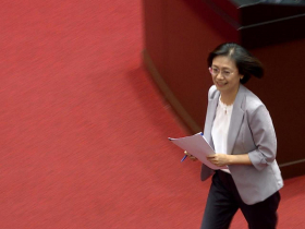 翁曉玲再放話刪明年總預算，喊「有一身正氣」，蔣萬安：有更智慧的做法…北市加大力道挺庇護工場