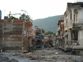 尼泊爾洪災奪逾千命、逾4千人失蹤！低碳國卻成全球暖化重災戶，外長向這三大碳排國求償